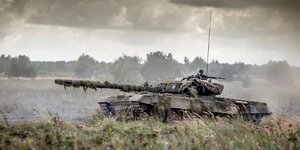 50.000 στρατιώτες και 10.000 οχήματα μετέχουν στη νατοϊκή άσκηση (Φωτογραφία: ΑΡ) 