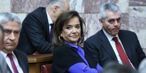 Καρφί της Ντόρας Μπακογιάννη εναντίον του Αντώνη Σαμαρά που την διέγραψε από την ΝΔ το 2010- φωτογραφία sooc.gr