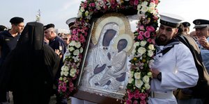 Θεσσαλονικείς υποδέχθηκαν τον Τίμιο Σταυρό και την Παναγία του Ορους των Ελαιών -Φωτογραφία: Intimenews/ΧΗΡΑΣ ΑΧΙΛΛΕΑΣ