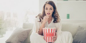 Βinge-watching / Φωτογραφία: Shutterstock