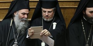 Ιερείς