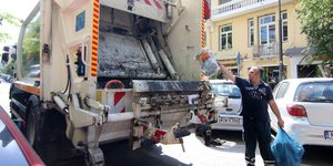 Δεν γίνονται αποκομιδές