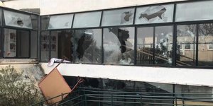 Γυαλιά- καρφιά τα έκαναν στο ΑΠΘ/ Φωτογραφία: life-events