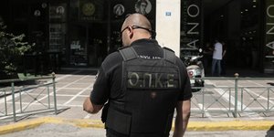 Αστυνομικός της ομάδας ΟΠΚΕ / Φωτογραφία: Intimenews/Γιάννης Λιάκος