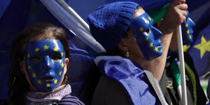 Οι Βρετανοί στους δρόμους για το Brexit/ Φωτογραφία: AP