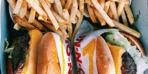 Το junk food αυξάνει τη συχνότητα του καρκίνου του παγκρέατος (Φωτογραφία: Unsplash)
