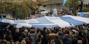 Η κηδεία του Κωνσταντίνου Κατσίφα / Φωτογραφία: EUROKINISSI/ΛΕΩΝΙΔΑΣ ΜΠΑΚΟΛΑΣ 