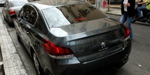 Αυτοκίνητο χωρίς πινακίδες/Φωτογραφία: Eurokinissi