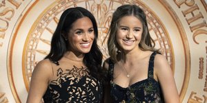 H Μέγκαν Μαρκλ με την Sophia Skarparis /Φωτογραφία: AP/Paul Edwards