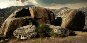 Οι εντυπωσιακοί βράχοι στο χωριό Βωλάξ της Τήνου