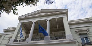 Εξηγήσεις ζητά το ελληνικό ΥΠΕΞ από την Αλβανία για τους 52 Ελληνες persona non grata -Φωτογραφία: Intimenews/ΧΑΛΚΙΟΠΟΥΛΟΣ ΝΙΚΟΣ
