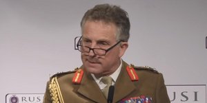 Ο αρχηγός του βρετανικού στρατού στρατηγός Νικ Κάρτερ -Φωτογραφία: Youtube