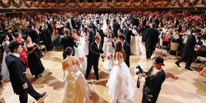 Στο χορό των ντεμπιτάντ