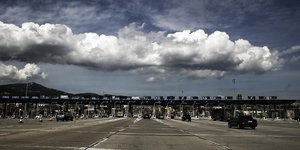 Διόδια στην εθνική / Φωτογραφία: Menelaos Myrillas / SOOC 