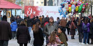 Η εορταστική αγορά/Φωτογραφία: Eurokinissi