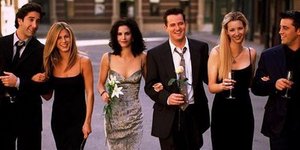 Οι πρωταγωνιστές της σειράς «Τα Φιλαράκια». Φωτογραφία: Instagram 