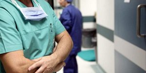Η χρήση σύγχρονου συστήματος υπερήχων στις αμυγδαλές -Μια μοντέρνα ατραυματική μέθοδος χωρίς νυστέρι