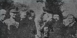 Ο Αθανάσιος Χρυσοχόου μαζί με τον καθηγητή Περικλή Βιζουκίδη στην υποδοχή των Γερμανών στη Θεσσαλονίκη