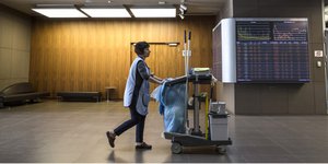 Καθαρίστρια