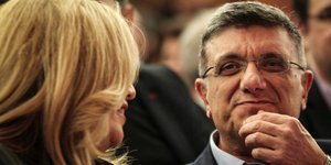 Ο επανεκλεγείς πρόεδρος της ΟΤΟΕ Σταύρος Κούκος με την Φώφη Γεννηματά -Φωτογραφία αρχείου: EUROKINISSI/ΣΩΤΗΡΗΣ ΔΗΜΗΤΡΟΠΟΥΛΟΣ