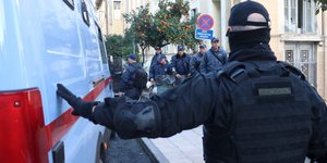 Εικόνα έξω από τα δικαστήρια / Φωτογραφία: EUROKINISSI