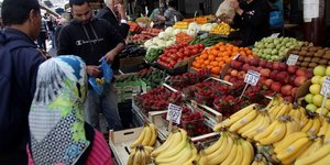 Εικόνα αρχείου από τη Βαρβάκειο αγορά / Φωτογραφία: EUROKINISSI