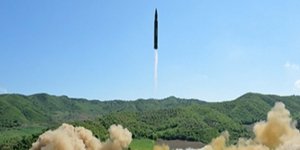   Οι φωτογραφίες αποκαλύπτουν την ύπαρξη της βάσης σε ορειινή περιοχή της Β. Κορέας (Φωτογραφία αρχείου: KRT via AP Video)