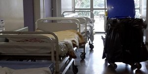 «Στο πάτωμα κουλουριασμένο το παιδί μου!»