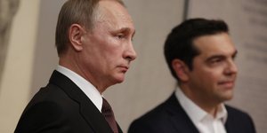 Βλάντιμιρ Πούτιν και Αλέξης Τσίπρας / Φωτογραφία: Intimenews