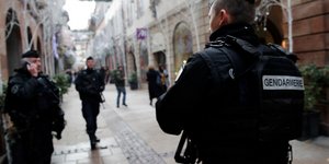 Δρακόντεια είναι τα μέτρα ασφαλείας στο Στρασβούργο (Φωτογραφία: AP/Christophe Ena)