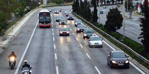 Αμάξια/ Φωτογραφία: Eurokinissi- ΚΟΥΤΡΟΥΜΑΝΟΣ ΒΑΣΙΛΗΣ