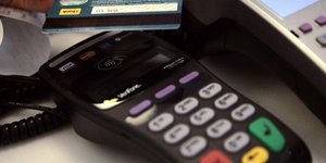 Ανατροπές στο αφορολόγητο -Ποιοι κινδυνεύουν με χαράτσι 22% (Φωτογραφία: EUROKINISSI/ ΠΑΝΑΓΟΠΟΥΛΟΣ ΓΙΑΝΝΗΣ)