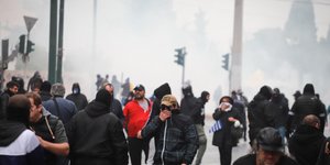 Το «νέφος» χημικών στο συλλαλητήριο της Κυριακής / Φωτογραφία: EUROKINISSI
