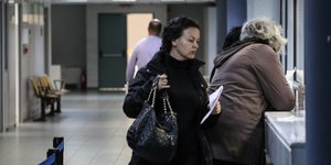 Στην Εφορία / Φωτογραφία: Intimenews/ΛΙΑΚΟΣ ΓΙΑΝΝΗΣ