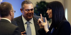 Ο Πάνος Καμμένος με την Ελενα Κουντουρά όταν ήταν ακόμα στο ίδιο στρατόπεδεο / Φωτογραφία: Konstantinos Tsakalidis / SOOC