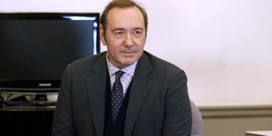 Ο Κέβιν Σπέισι(Φωτογραφία: Nicole Harnishfeger/The Inquirer and Mirror via AP