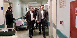 Ο Κυριάκος Μητσοτάκης στο Αττικό νοσοκομείο