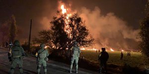Από τις πρώτες εικόνες μετά την έκρηξη / Φωτογραφία: AP Images