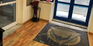 Εσπασαν το Ναυτικό Ομιλο