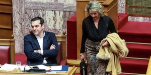 Ο Αλέξης Τσίπρας και η Κατερίνα Παπακώστα / Φωτογραφία: EUROKINISSI/ΓΙΩΡΓΟΣ ΚΟΝΤΑΡΙΝΗΣ