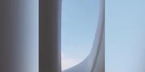 Είναι ή δεν είναι η θέα από το παράθυρο αεροπλάνου; Φωτογραφία: YouTube