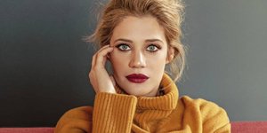 Η Τζένη Θεωνά