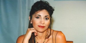 Η ηθοποιός Νατάσα Τσακαρισιάνου