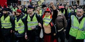 Τα «Κίτρινα Γιλέκα». Φωτογραφία: AP