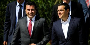 Ο Ζόραν Ζάεφ με τον Αλέξη Τσίπρα/ Φωτογραφία: MOTIONTEAM- ΒΑΣΙΛΗΣ ΒΕΡΒΕΡΙΔΗΣ