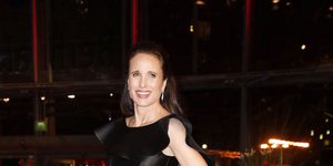 Η Αντι ΜακΝτάουελ στο κόκκινο χαλί/ Φωτογραφία: Splash/ Ideal Image