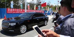 Αγνοούνται 284 αυτοκίνητα από την Σύνοδο Κορυφής. Φωτογραφία: AP