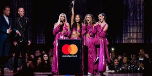  Little Mix featuring Nicki Minaj