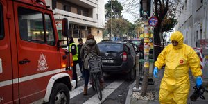 εντοπίστηκαν ύποπτοι φάκελοι/Φωτογραφία: Eurokinissi