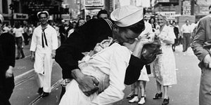 To «φιλί» του ναύτη/ Φωτογραφία: wikipedia 